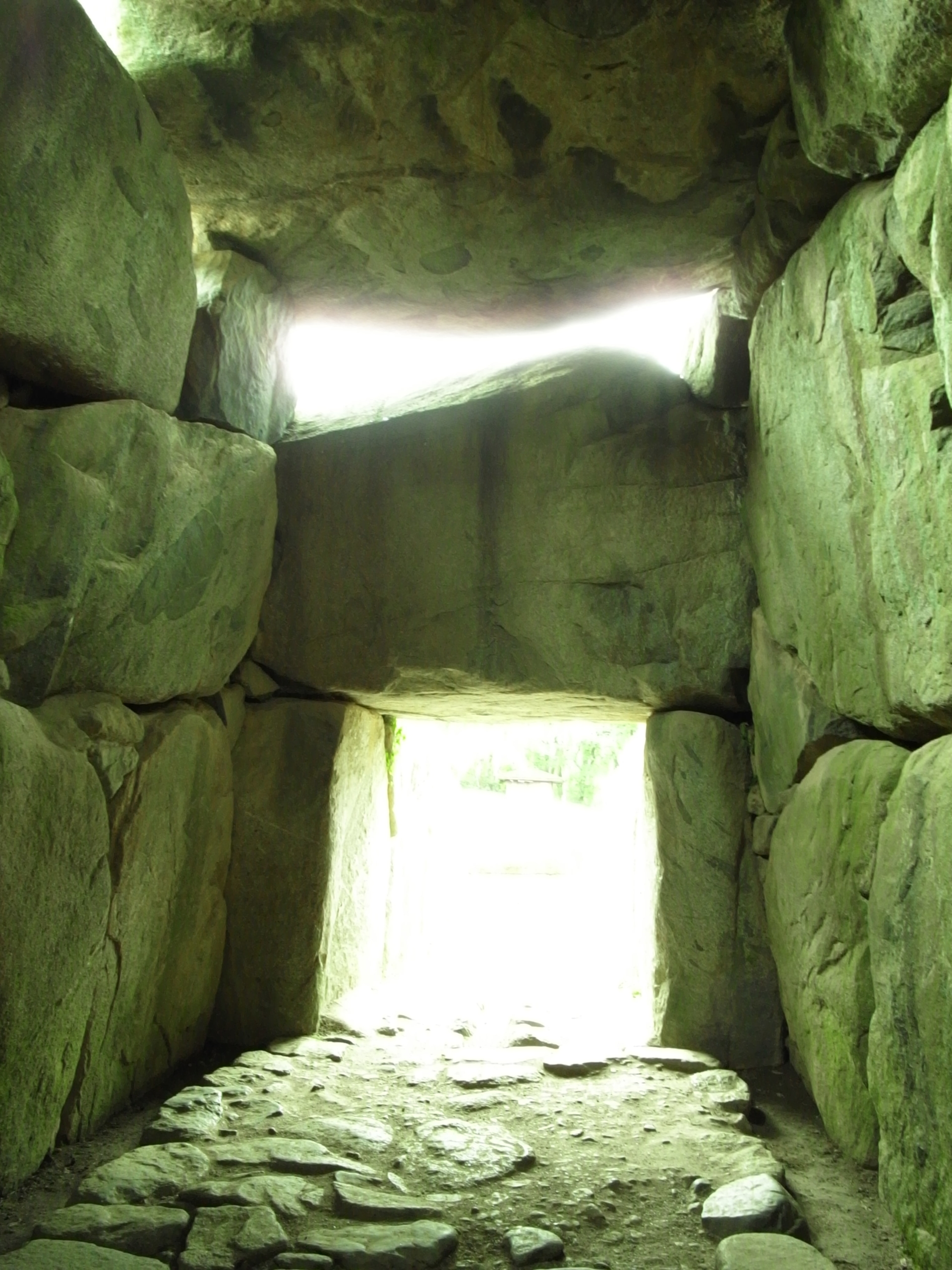石舞台古墳の石室